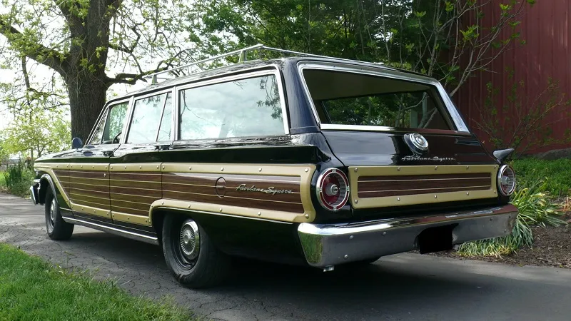 Ford Fairlane