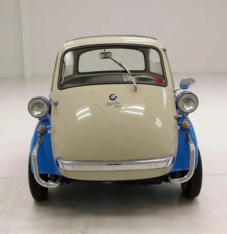 1957 BMW Isetta 300
