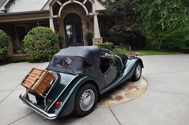 Morgan Plus 4