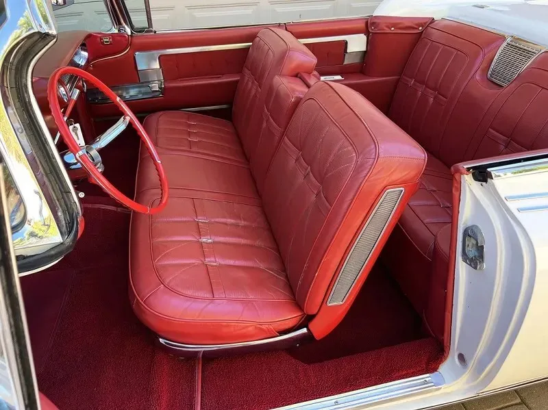 Cadillac Eldorado Biarritz