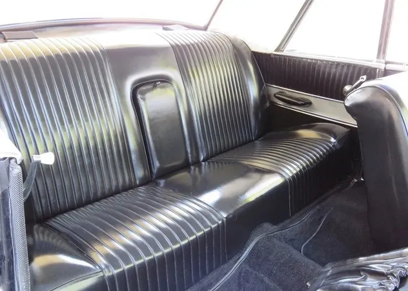 Studebaker Gran Turismo Hawk