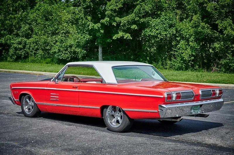 Plymouth Sport Fury