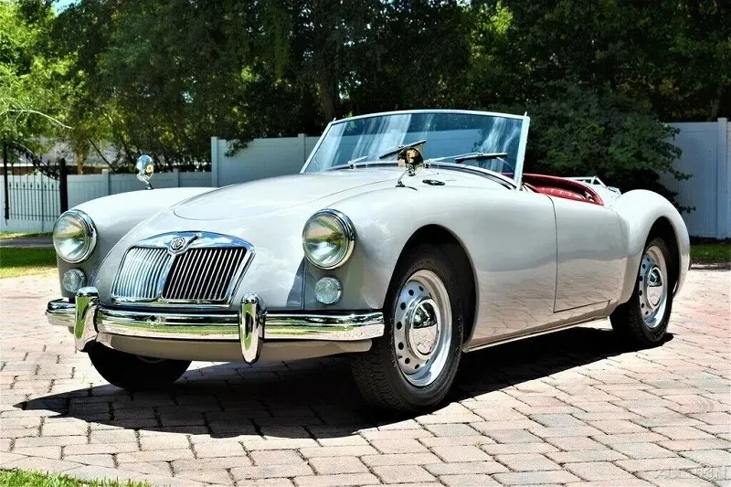 MG MGA