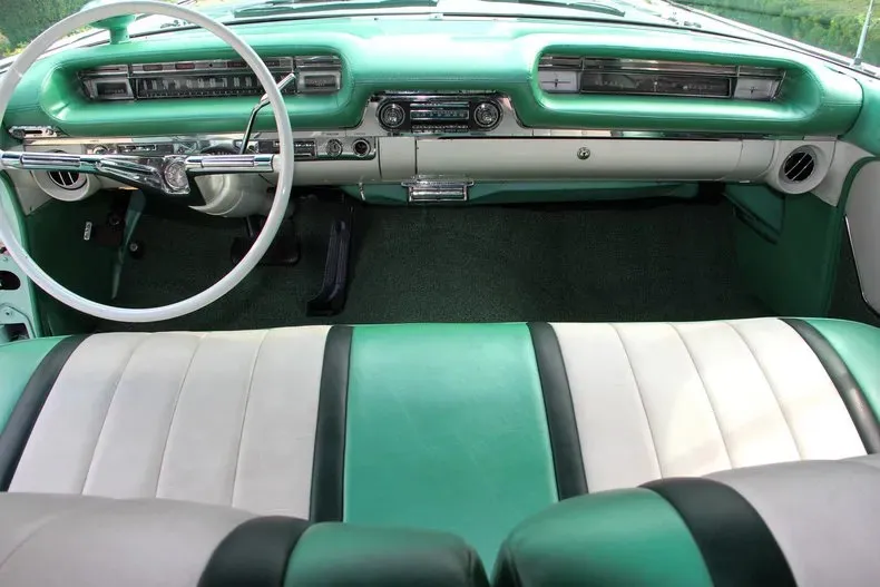 Oldsmobile Ninety-Eight