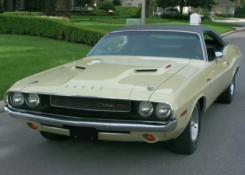 Dodge Challenger