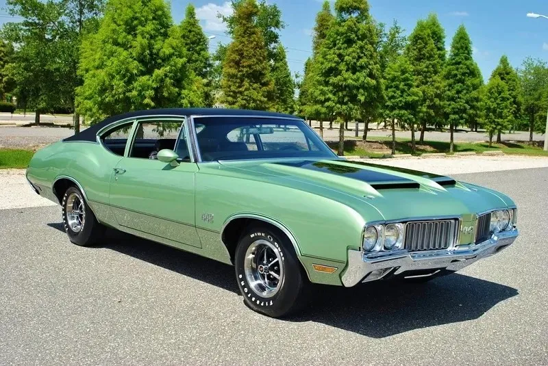 Oldsmobile 442