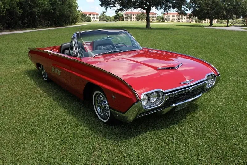 Ford Thunderbird