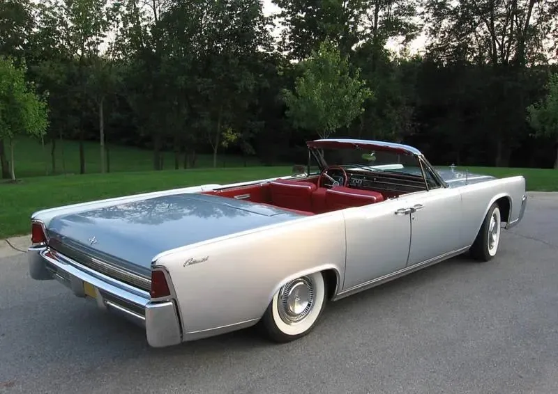 Lincoln Continental