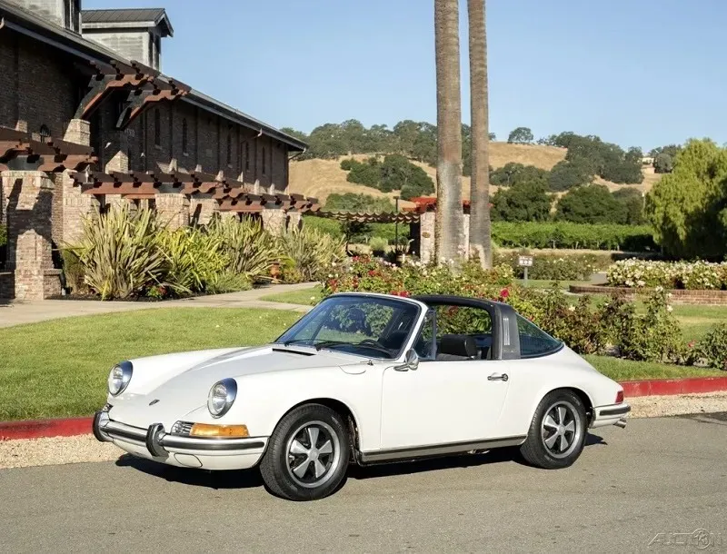1970 Porsche  911E Targa