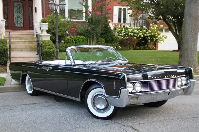 Lincoln Continental