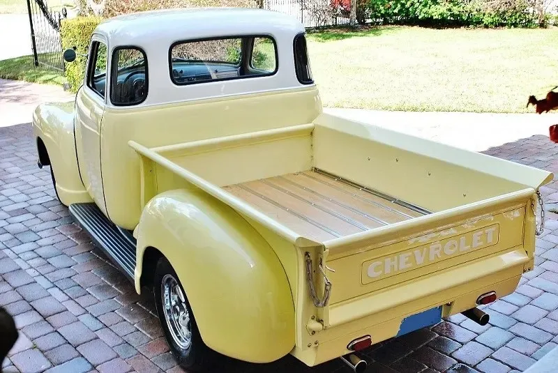 Chevrolet Pickup