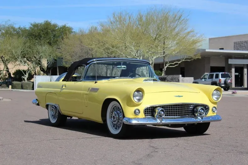 1956 Ford Thunderbird