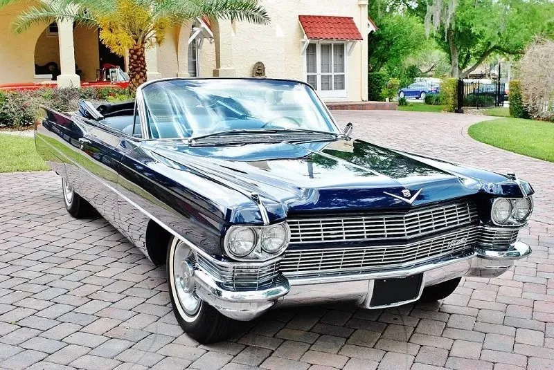 Cadillac DeVille