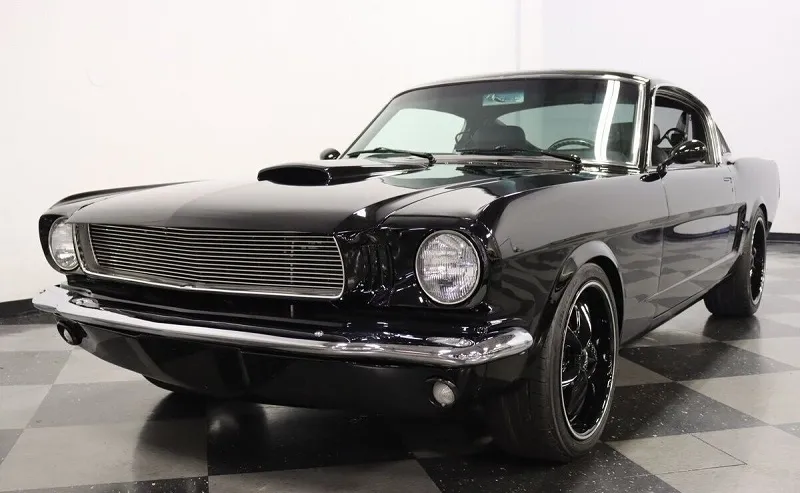 1965 Ford Mustang Fastback Restomod