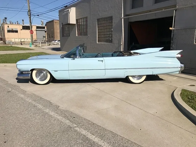 Cadillac DeVille
