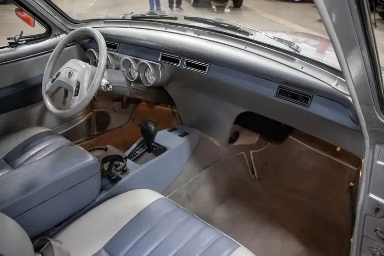 Studebaker Commander