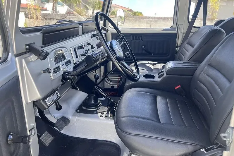 Toyota Land Cruiser FJ40