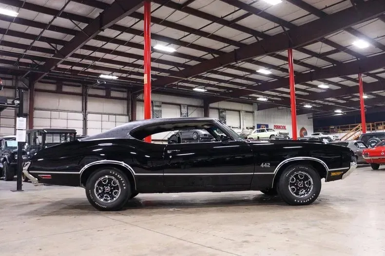 Oldsmobile 442