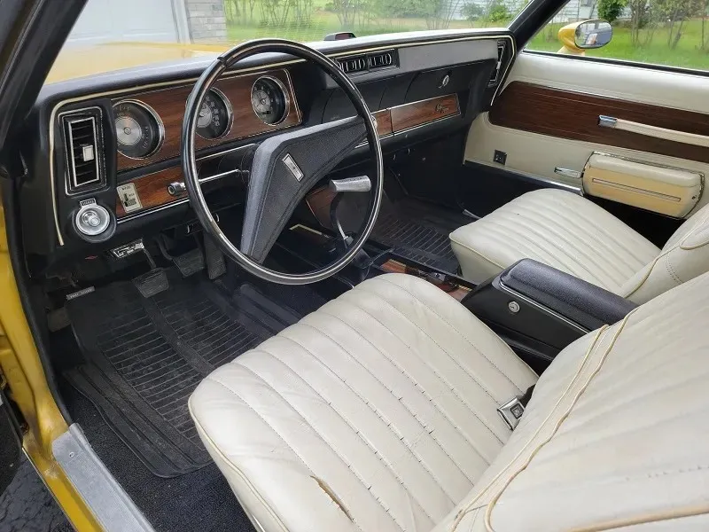 Oldsmobile Cutlass Supreme