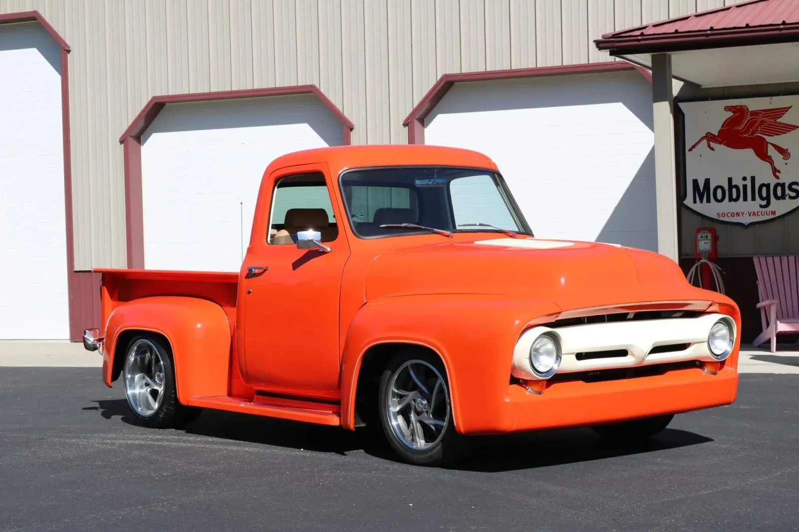 Ford F-100