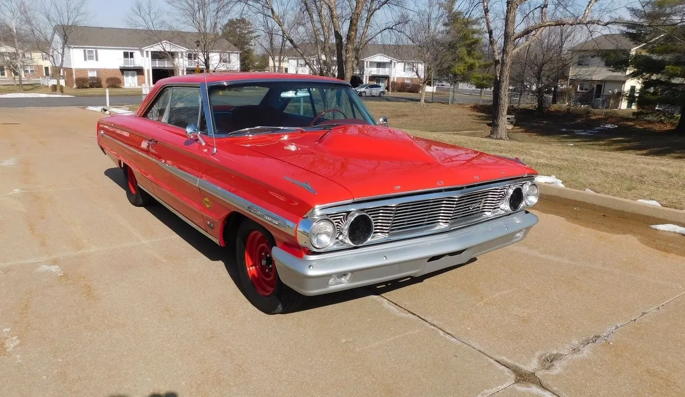 Ford Galaxie 500