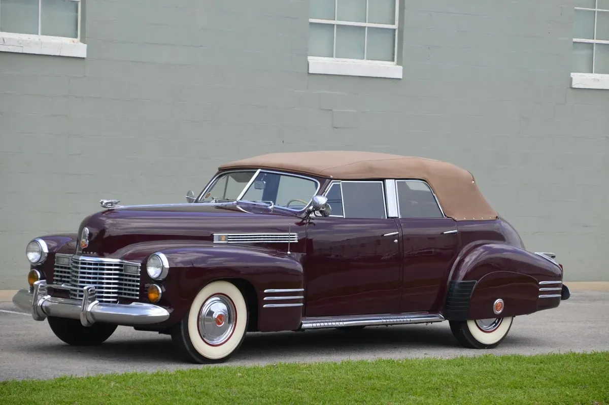 1941 Cadillac SERIES 62
