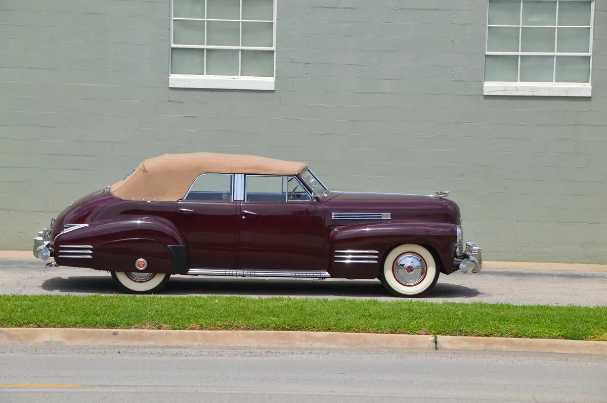 Cadillac Series 62