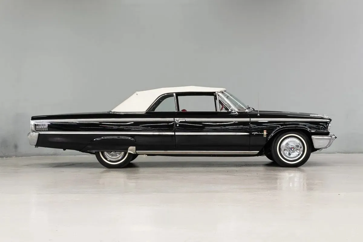 Ford Galaxie 500