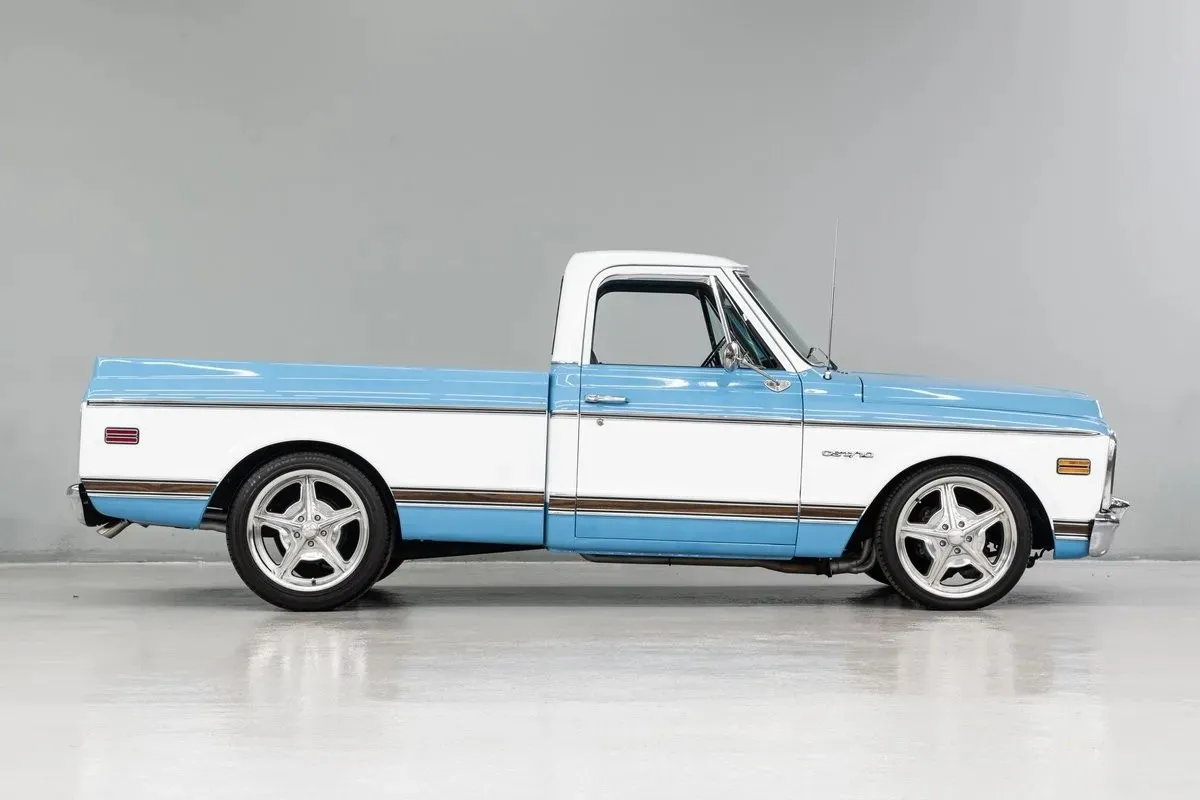 Chevrolet C-10