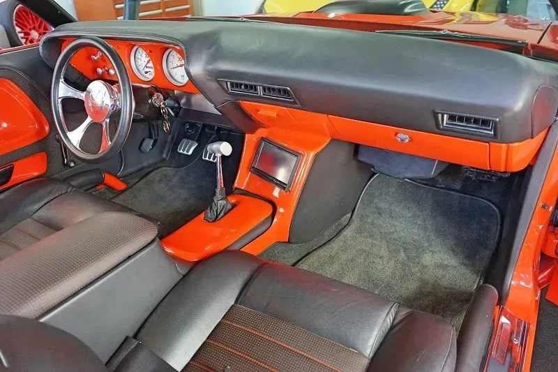 Dodge Challenger