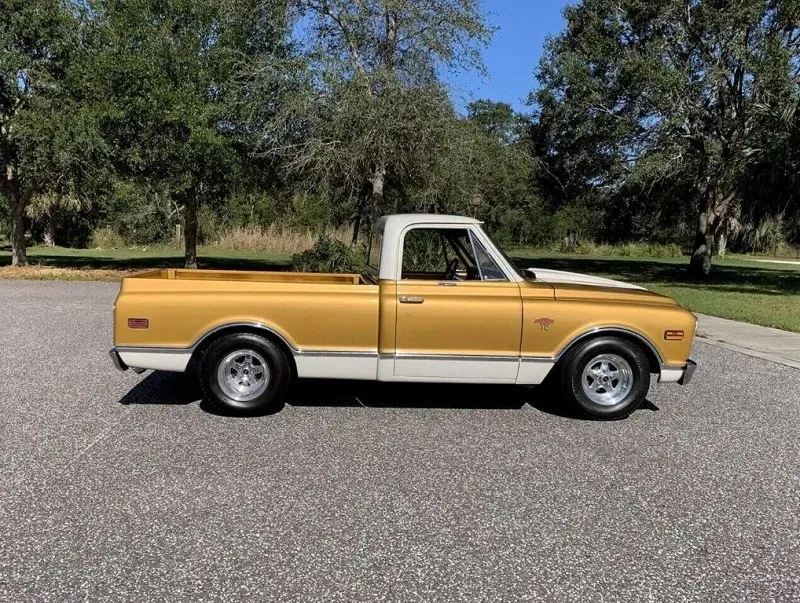 Chevrolet C-10