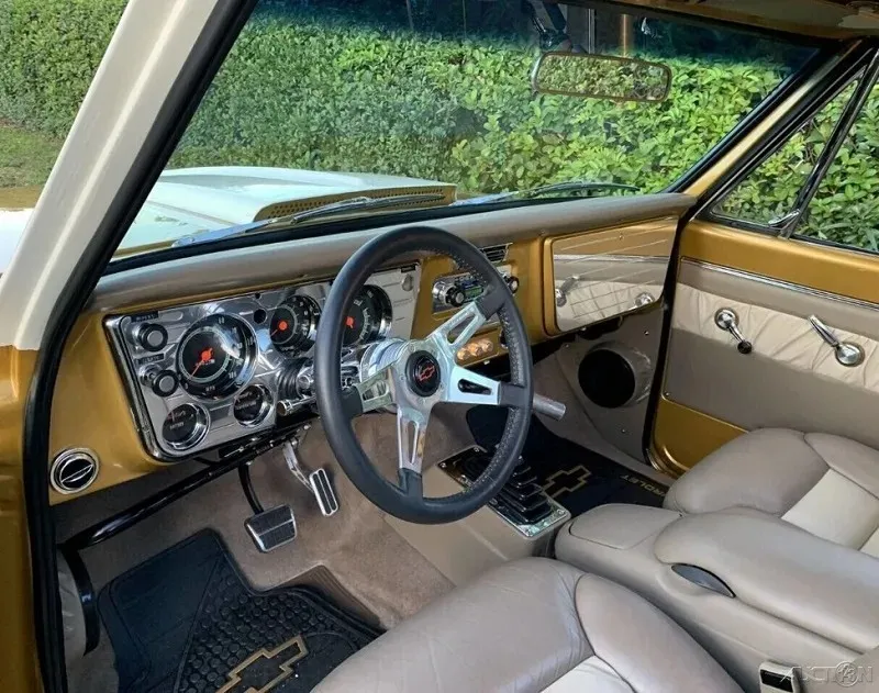 Chevrolet C-10