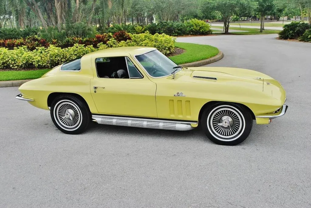 Chevrolet Corvette