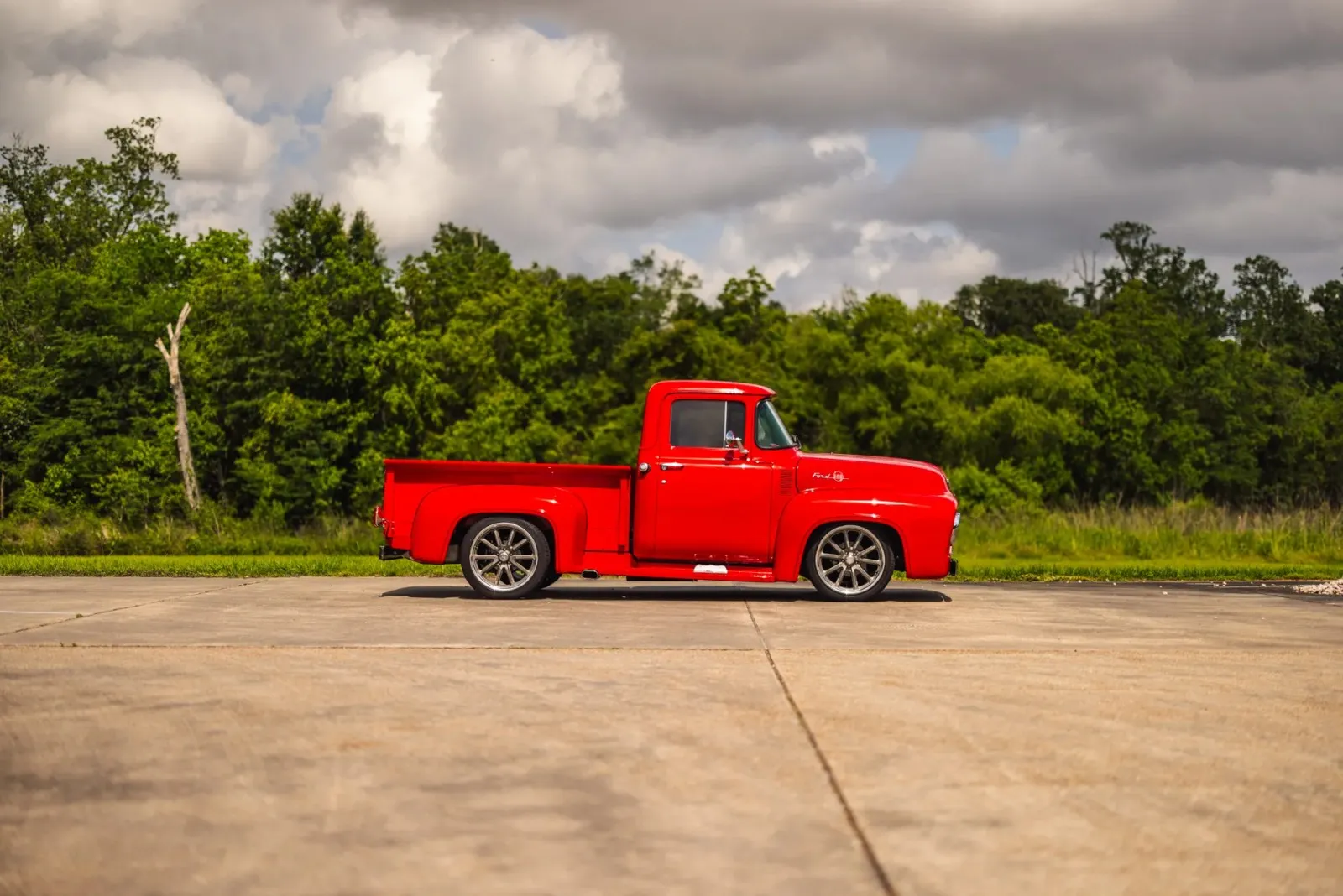 Ford F-100