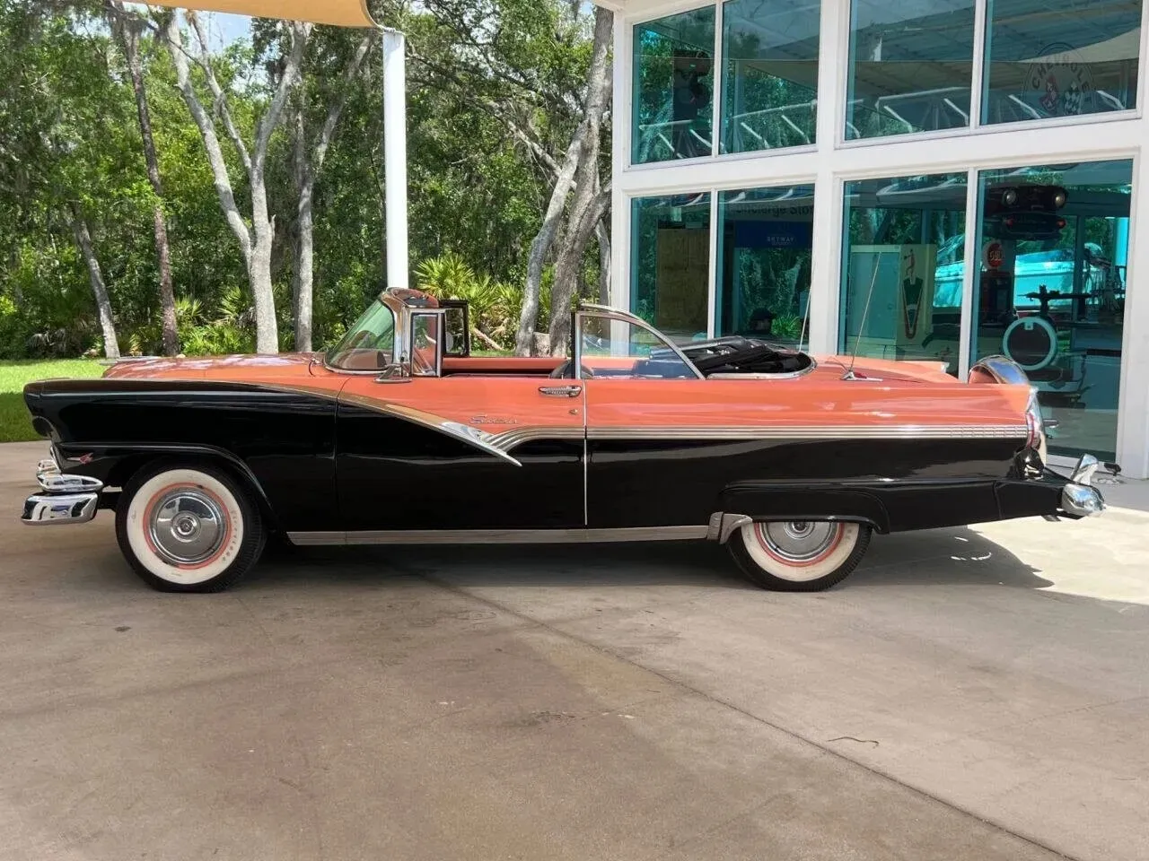 Ford Fairlane