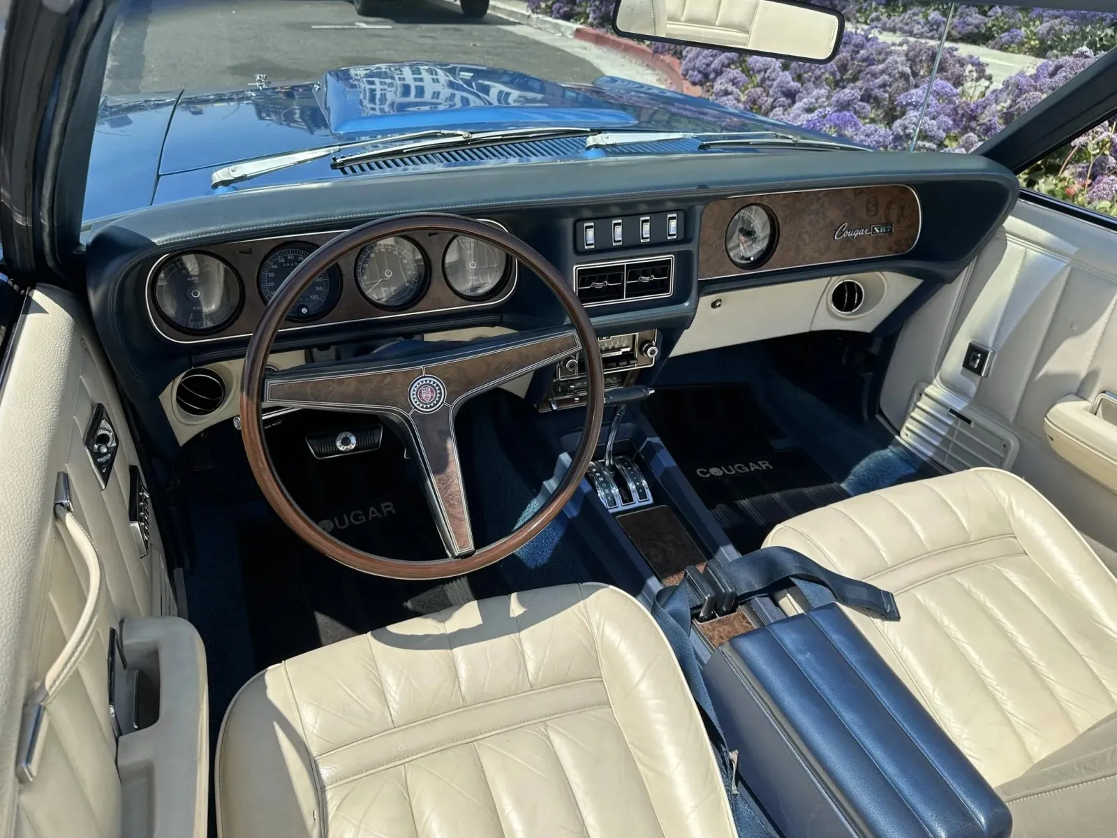 Mercury Cougar