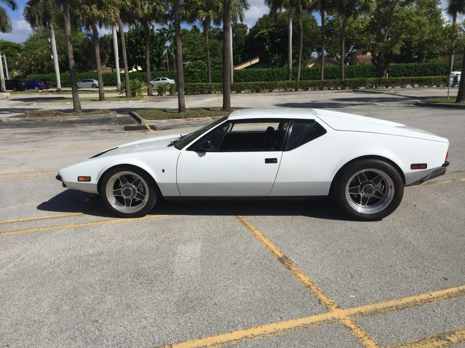 De Tomaso Pantera
