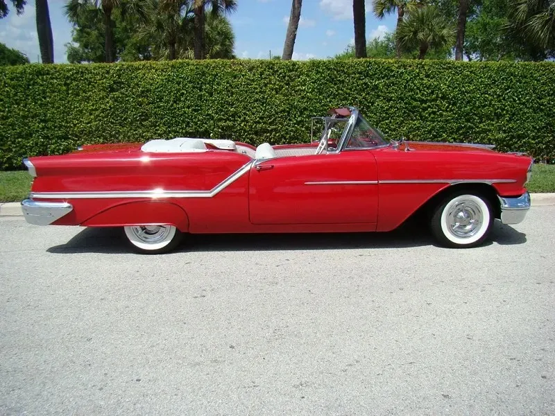 Oldsmobile Eighty-Eight
