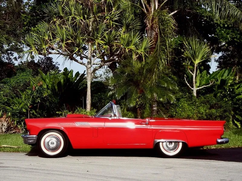 Ford Thunderbird