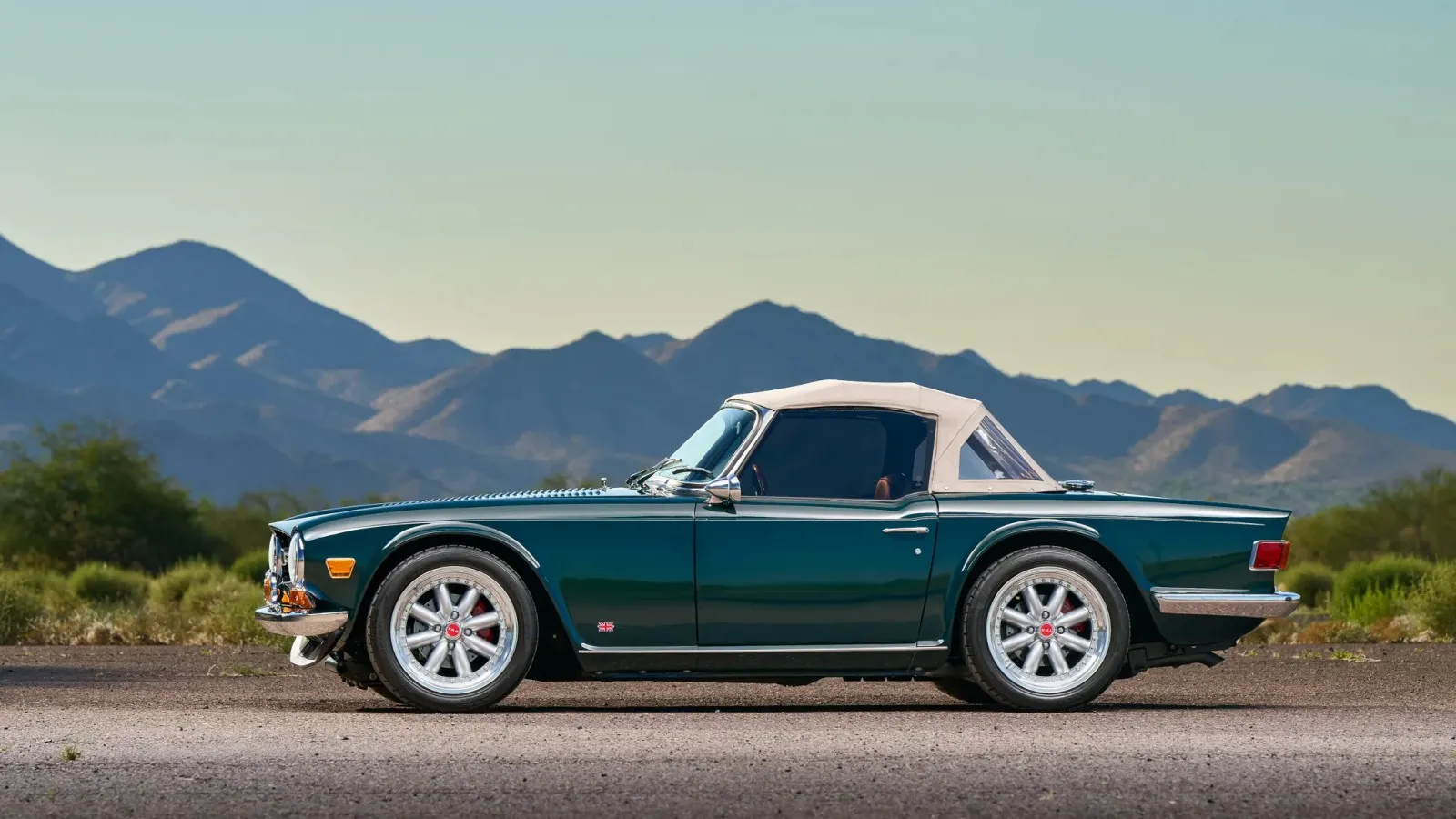 Triumph TR6