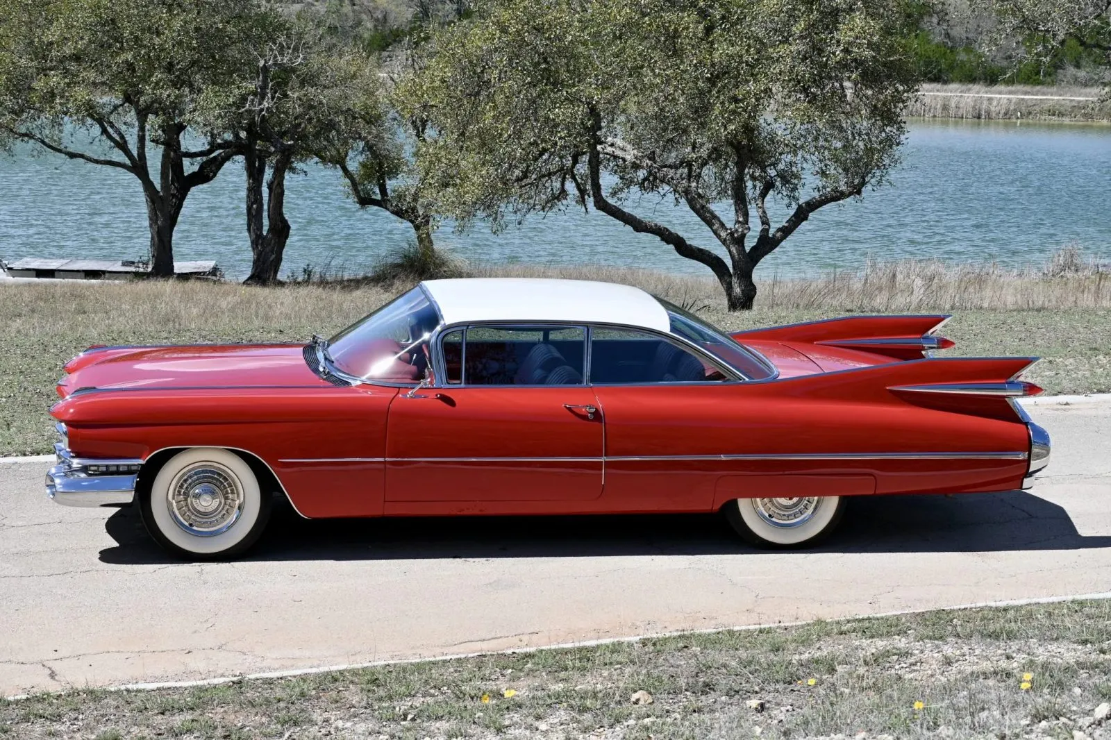 Cadillac DeVille
