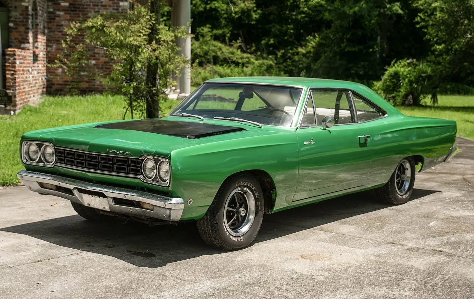 Plymouth Road Runner