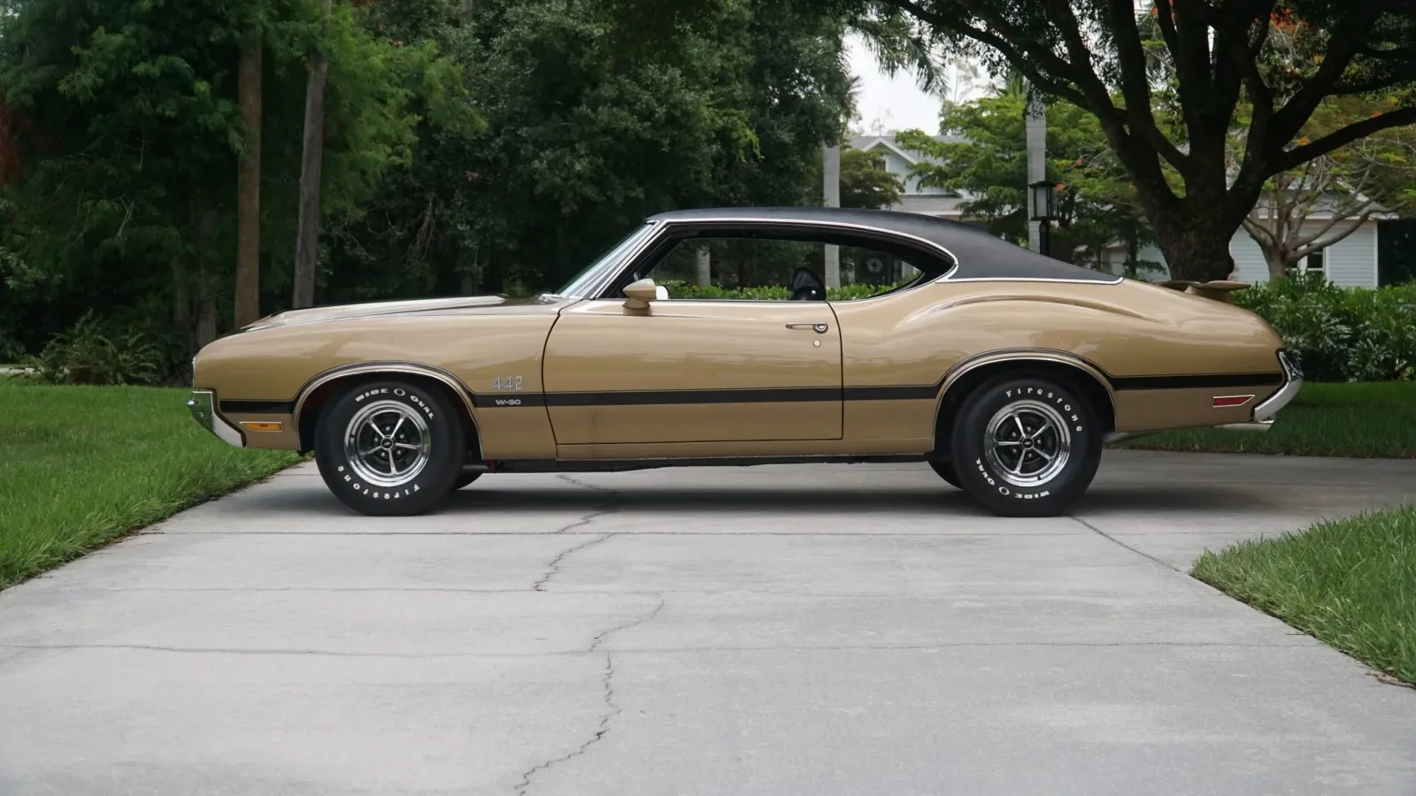 Oldsmobile 442