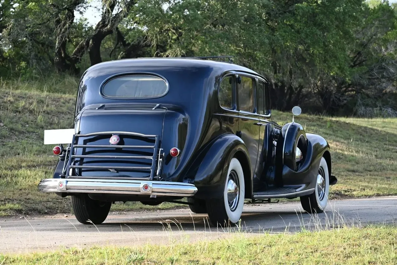 Packard Twelve