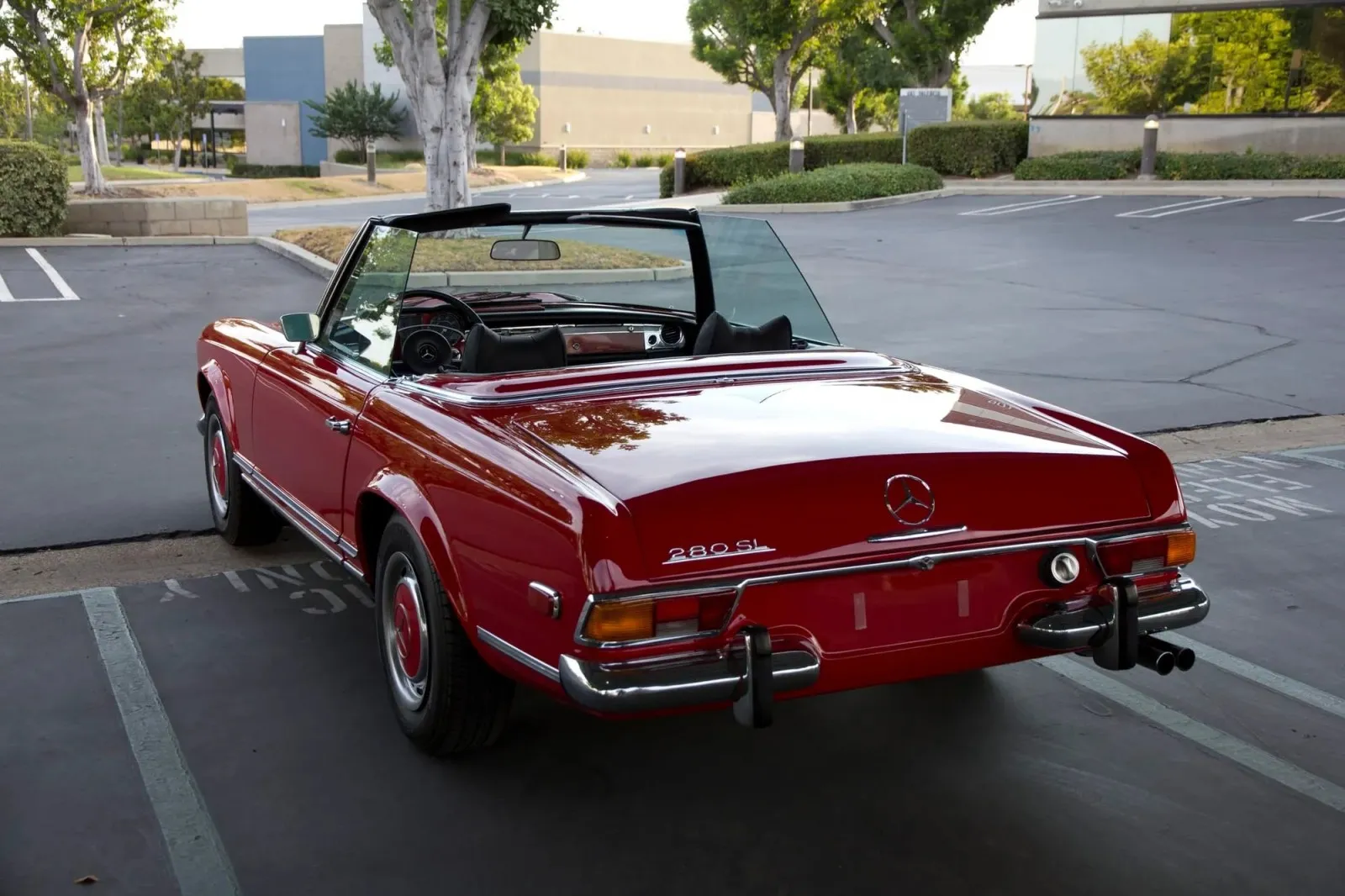 Mercedes-Benz 280SL