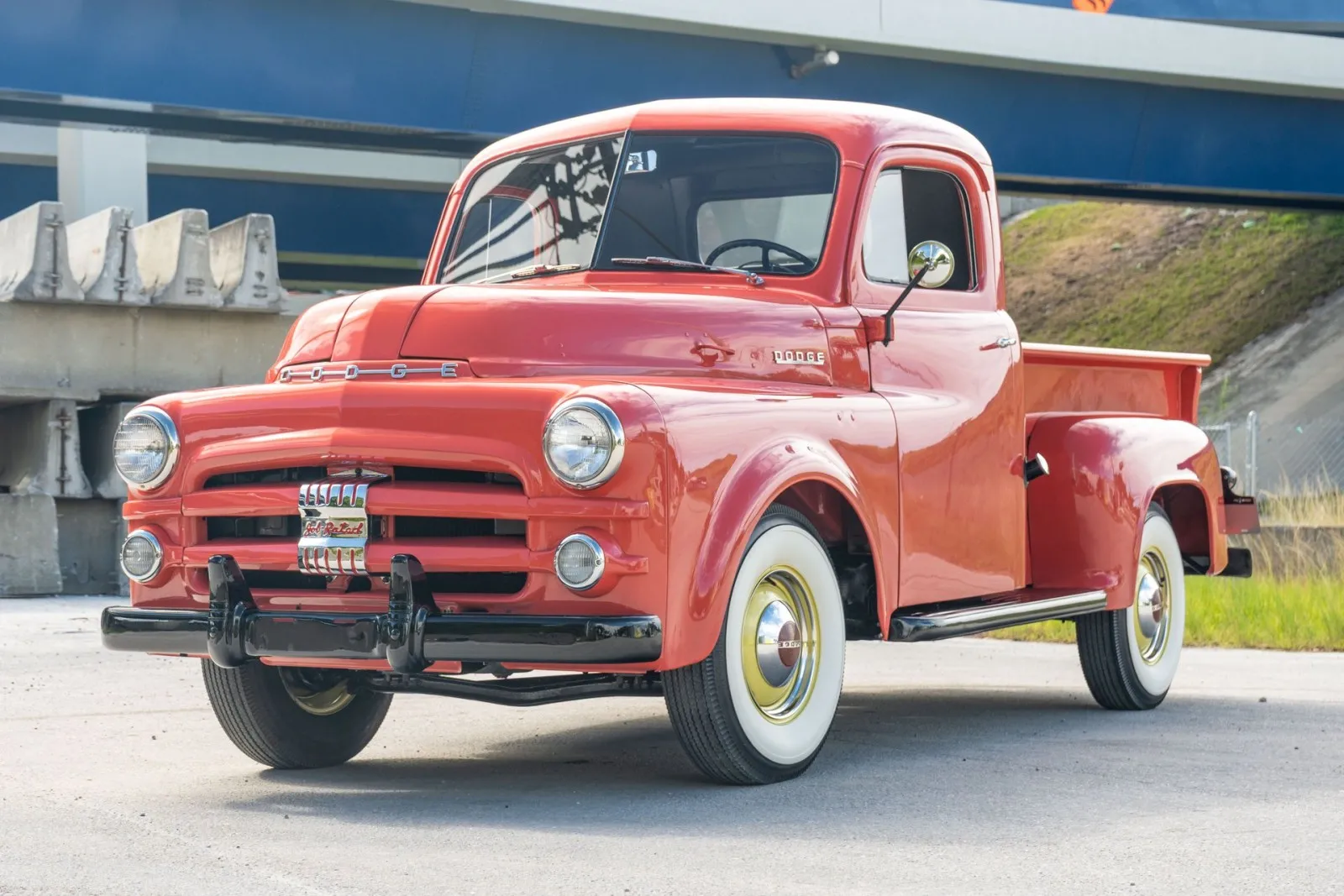 Dodge B-Series