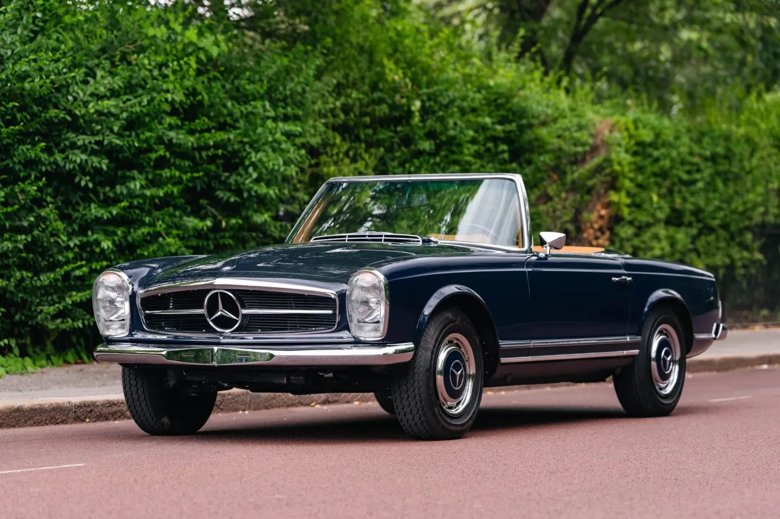 1970 Mercedes-Benz 280SL