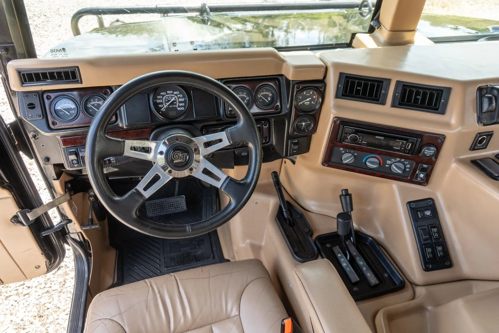 Hummer H1