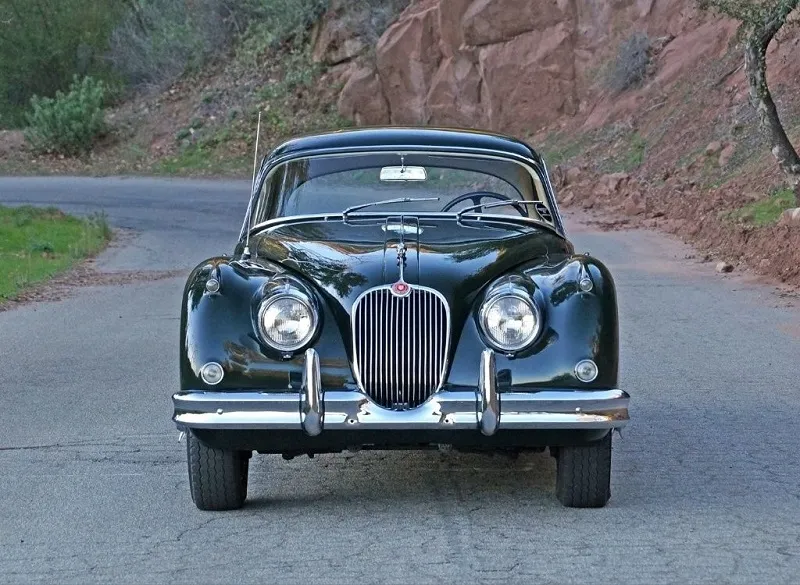 1961 Jaguar XK150 3.8L SE FHC