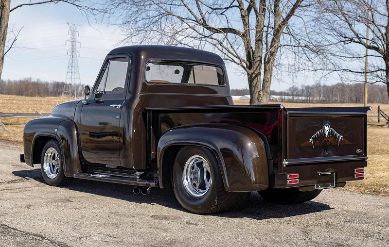 Ford F-100